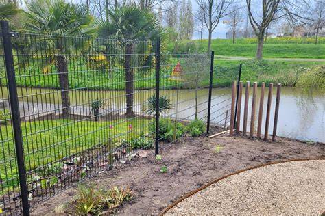 Diagram: opties voor gaas en dubbelstaafmat voor hondenomheining