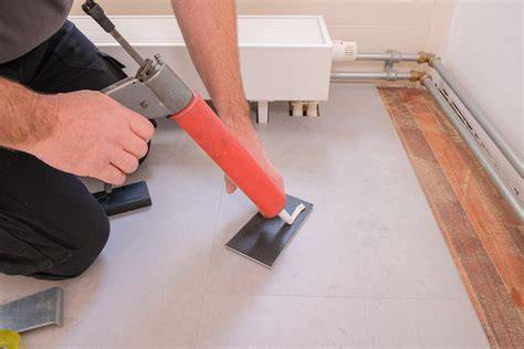 Infographic met stappenplan voor vinyl leggen