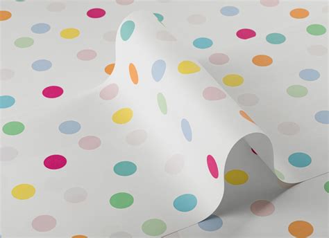 Verschillende stijlen polka dot behang voor diverse interieurs