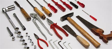 Overzicht van essentieel gereedschap voor badkamersloopwerk