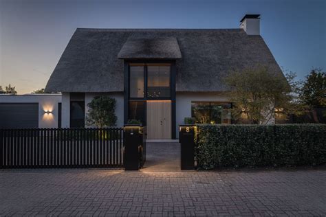 Foto van een stijlvol huis met Internorm kozijnen.