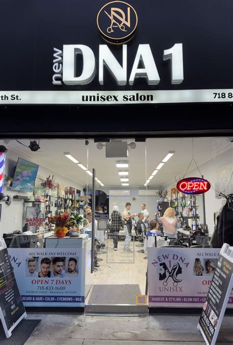 DNA Salon wall details