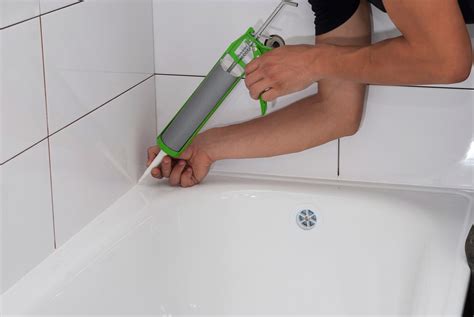 Stappenplan kitwerk badkamer