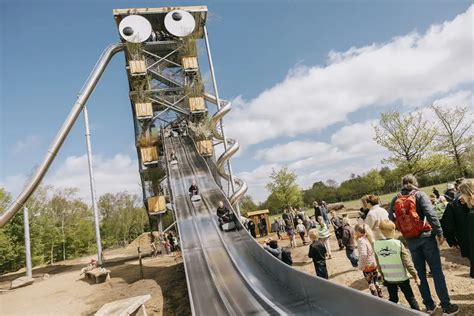 Gigantische twee-etagespeelruimte voor kinderen