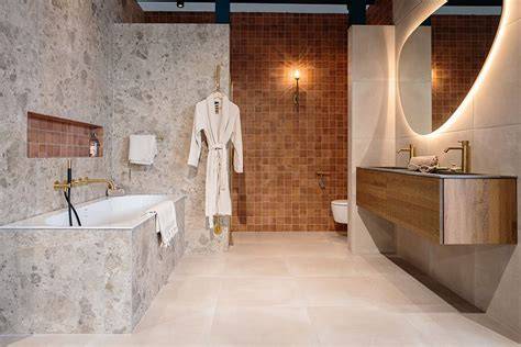 Showroom met tegelcombinaties en badkamerinspiratie