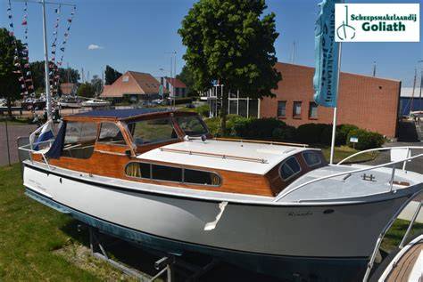 Mulder Super Favorite motorjacht uit 1968