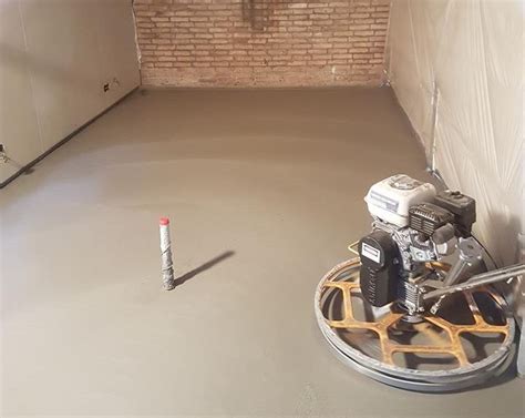 Imprgneren en vlinderen van betonvloer