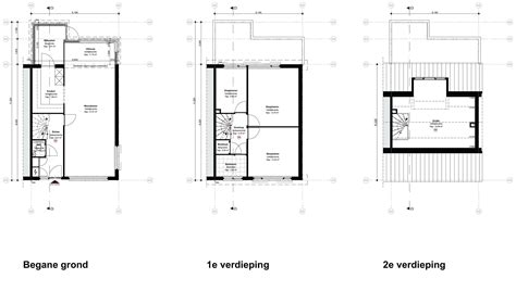 Plattegrond van een kamer met aanduiding van gefaseerde vloerlegging en tijdelijke meubelopslag