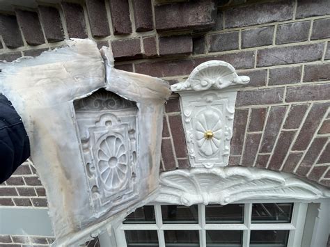 Historische ventilatieroosters en ornamenten