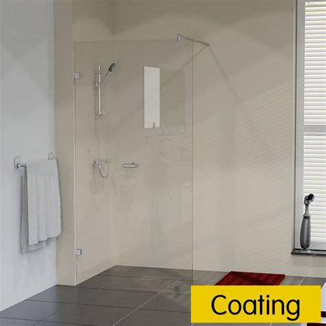 Detailfoto van de antikalk coating op een Sealskin douchewand