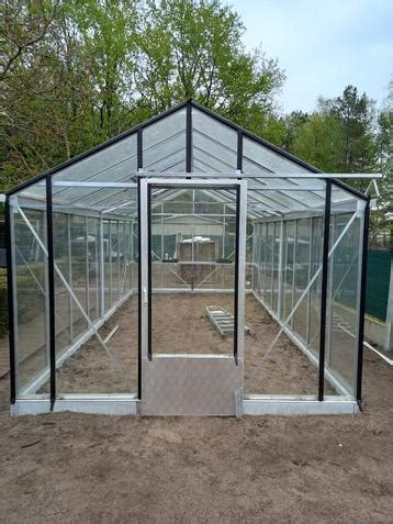 Tipkaart: Onderhoudsadvies voor serre (glas en aluminium)