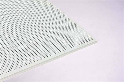 Ventilatieroosters in systeemplafonds