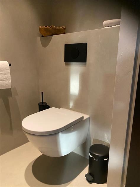 Lavasteen toilet: voordeel en onderhoud