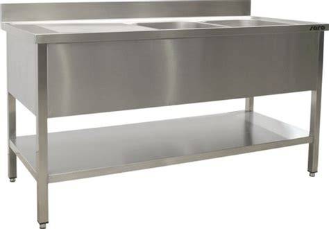 Diagram: Werkflow met een spoeltafel met twee wasbakken
