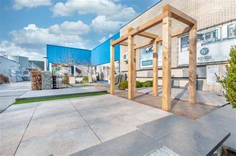 Showtuin inspiratiebeeld Regge Tegels & Vloeren