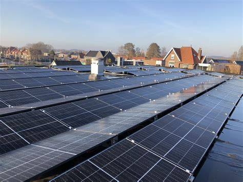Voorbeeldbouwprojecten met zonne-energie in stedelijke omgevingen