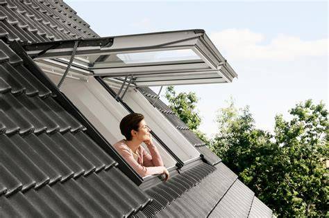 Voorbeeld: elektrisch bediend dakraam met smart home integratie