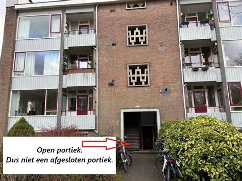 Diagram: bouwkundige opbouw van de portiekflat en plausible structurele krachten