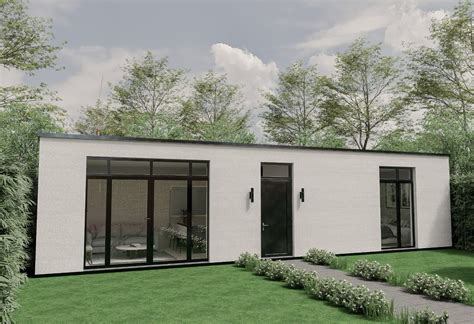 Illustratie van een prefab woning die op locatie wordt gemonteerd