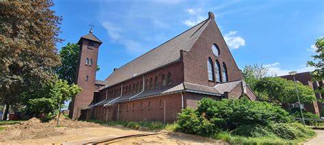 Foto van Drieëenheidkerk omgebouwd tot appartementen