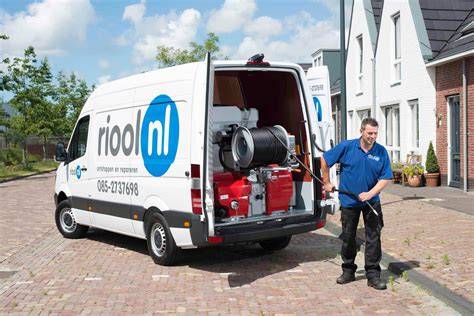 Infographic: Stappenplan ontstoppen en inspecteren van riool
