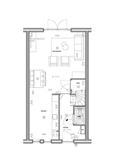 Plattegrond en fotomateriaal van begane grond en mezzanine