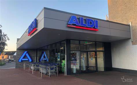 Infographic: plattegrond van de huidige Aldi en de uitbreidingszone in Raalte