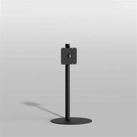 Diagram: installatie van Cavus CSSO vloerstandaard met kabeldoorvoer
