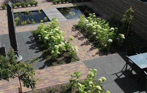 Voorbeeldontwerp van een onderhoudsvrije tuin