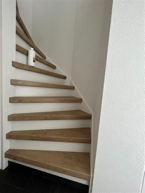 Voor-en-na foto van een traprenovatie door Dennis Parket