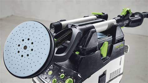 Foto: Festool PLANEX LHS 2 225 EQI-Plus met stofzuiger in gebruik