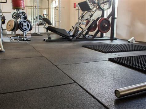 Diverse soorten fitnessvloer tegels van FLR®