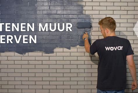 Illustratie van een muur met renovliesbehang