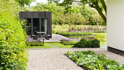 Foto-impressie van luxe tuin en buitenruimtes