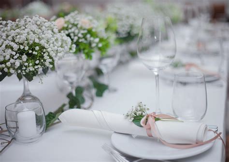 Bloemen tafeldecoratie voorbeelden