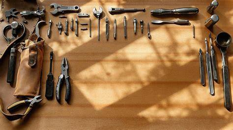 Behangkaarten en gereedschap