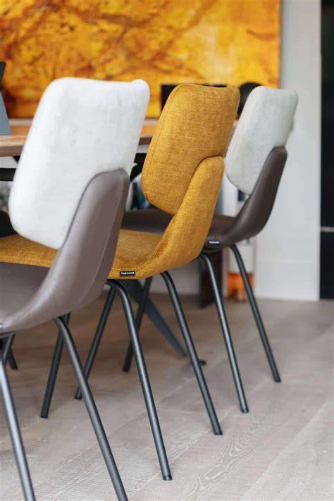 Infographic: Materialen en stylingopties voor eetkamerstoelen