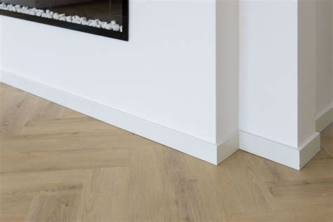 Decors plinten en vloerafwerking