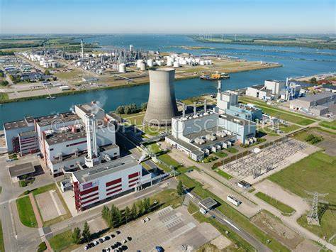 Foto van een afvalenergiecentrale