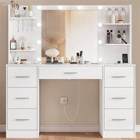 Infografiek: DIY keukentransformatie met wrappen, verlichting en plaktegels