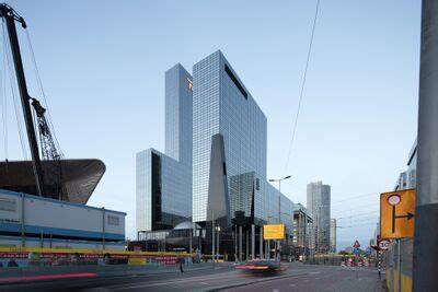 Vliesgevel hoofdkantoor Nationale Nederlanden in Rotterdam uit 1991. Foto: R.