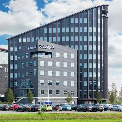 Foto: Rabobank kantoor in Heerenveen met VeroMetal® afwerking