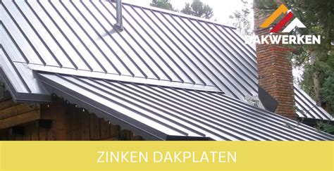 Infographic die de kostenvergelijking van zinken dakbedekking met andere materialen over de levensduur weergeeft.