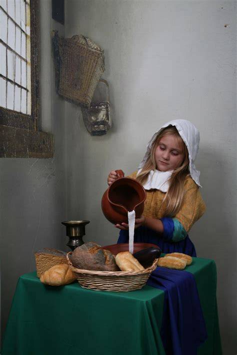 Foto: melkmeisje deurkozijn