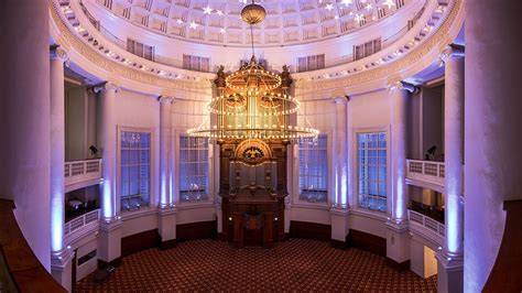 Impressie van de Koepelkerk als hoeksteen van Renaissance Amsterdam Hotel
