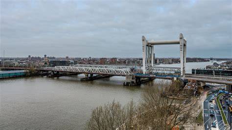 tijdlijn renovatie Verkeersbrug Dordrecht