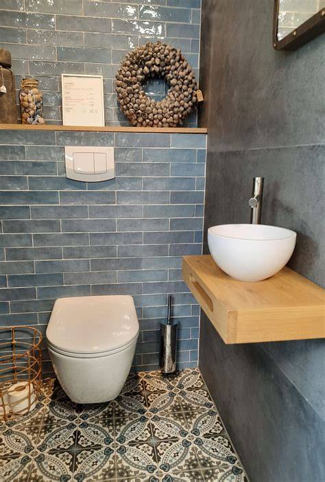 Infographic: Verschillende tegeltypes en toepassingen (toilet, vloer, wand) in Den Haag