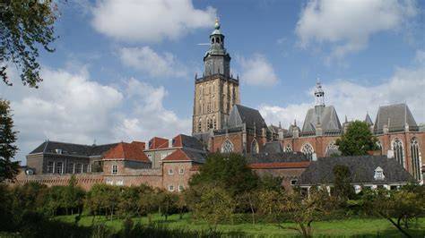 Overzichtskaart: Zutphen, Walburgiskerk en Broederenklooster