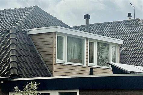 Voetlood en zijkantlood rondom dakkapel - overzicht van plaatsen en functies