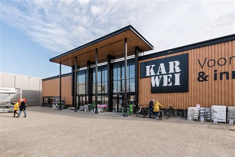Infographic: workflow verbouwing Karwei Breda - van fundering tot opening